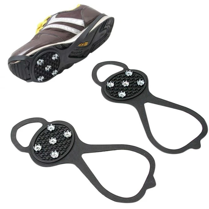 Crampons de traction en caoutchouc de silicone sur les chaussures pour marcher sur la neige
