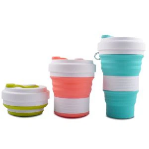 Tasse pliante en caoutchouc de silicone de catégorie comestible portative extérieure de voyage de sports de 580 ml